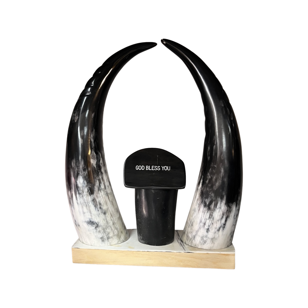 Greeting horn